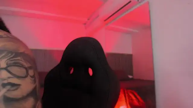 bonnieAn online show from November 2025 11:21:02 AM