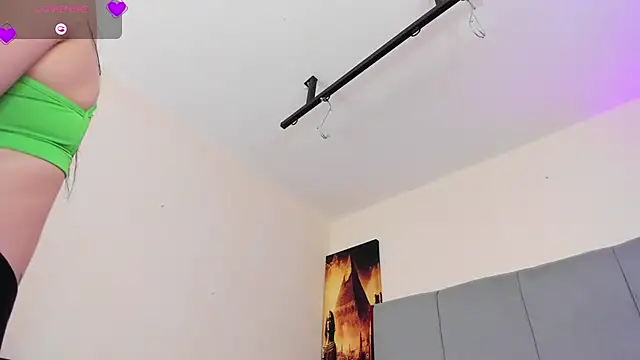 Snapshot of scarlet_hit chatting on October 2025 04:15:01 AM scarlet hit online show from October 2025 04:15:01 AM