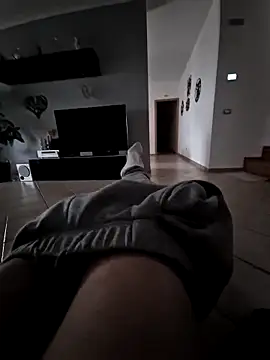 Snapshot of Velly82 chatting on March 2026 04:22:01 PM Velly82 online show from March 2026 04:22:01 PM