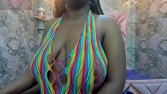 Snapshot of nefertiti_ebony chatting on October 2025 08:42:02 AM nefertiti ebony online show from October 2025 08:42:02 AM