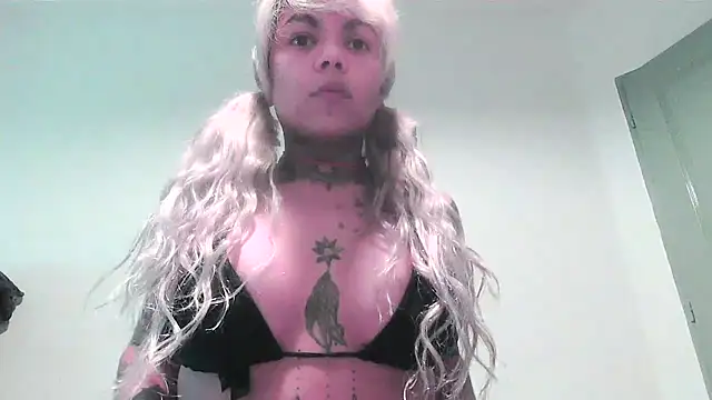 Snapshot of serena__vedette chatting on September 2025 10:52:02 AM serena vedette online show from September 2025 10:52:02 AM
