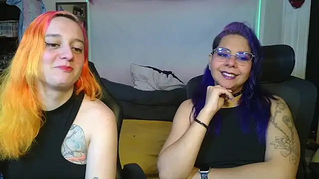 Snapshot of Evelan420 chatting on December 2025 07:00:01 PM Evelan420 online show from December 2025 07:00:01 PM