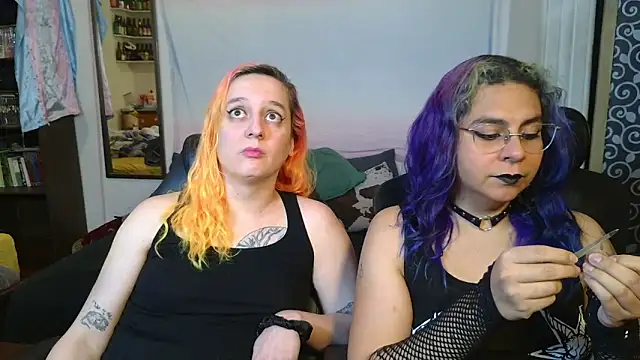 Snapshot of Evelan420 chatting on February 2026 07:10:01 PM Evelan420 online show from February 2026 07:10:01 PM