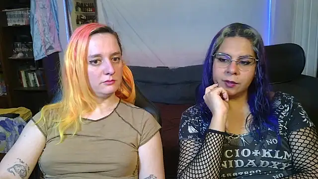 Snapshot of Evelan420 chatting on February 2026 06:37:02 PM Evelan420 online show from February 2026 06:37:02 PM