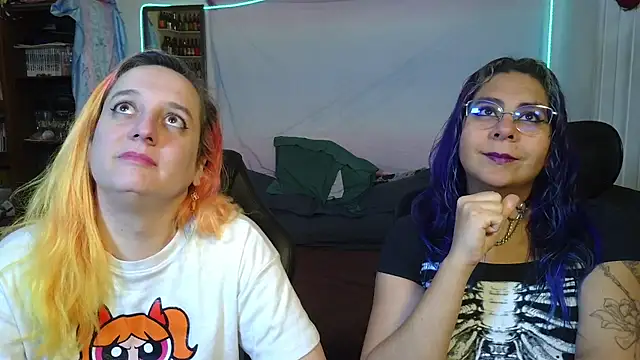 Snapshot of Evelan420 chatting on February 2026 07:45:01 PM Evelan420 online show from February 2026 07:45:01 PM