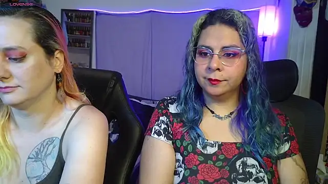 Evelan420 online show from April 2026 07:25:02 PM