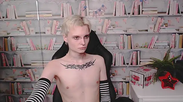 DemianEnglen online show from March 2025 11:42:01 PM