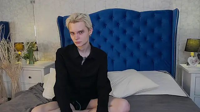 DemianEnglen online show from March 2025 08:46:02 PM