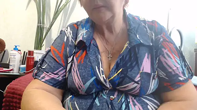 Snapshot of DeniseeRosea chatting on October 2025 06:36:02 AM DeniseeRosea online show from October 2025 06:36:02 AM