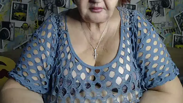 Snapshot of DeniseeRosea chatting on December 2025 06:35:02 PM DeniseeRosea online show from December 2025 06:35:02 PM