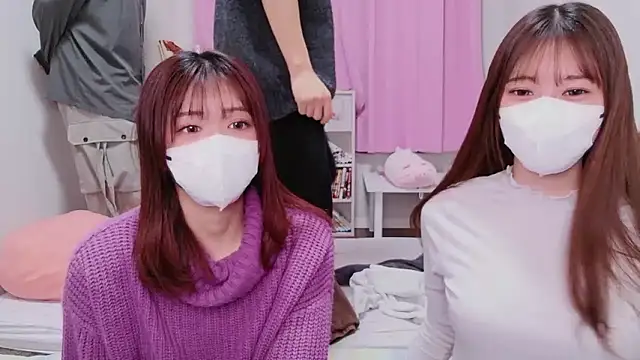 NA-KAREN-V8 online show from February 2026 02:15:02 PM