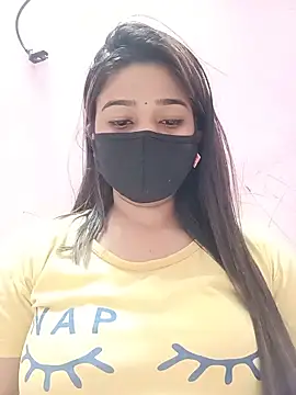 Snapshot of Simran-001 chatting on June 2026 12:24:02 PM Simran-001 online show from June 2026 12:24:02 PM