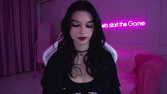 Snapshot of BeverlyMost chatting on March 2025 06:34:01 PM BeverlyMost online show from March 2025 06:34:01 PM