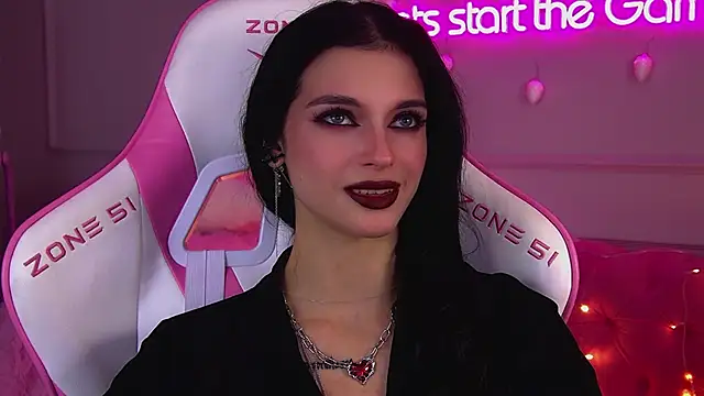 BeverlyMost online show from December 2025 06:34:02 AM