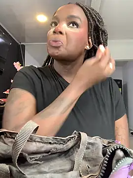 NatyParker online show from April 2026 12:39:01 PM