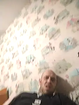 MaxDevilWhite online show from November 2025 05:53:01 PM