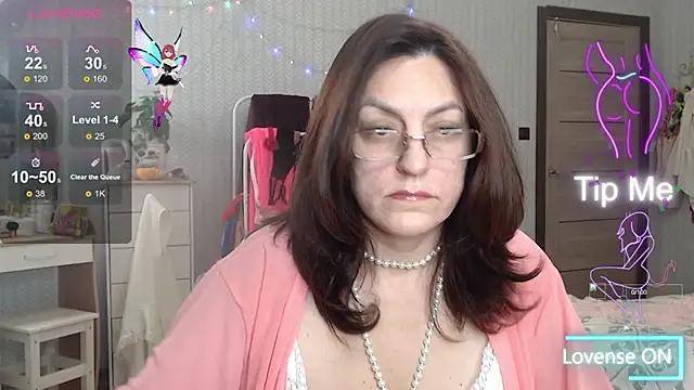 Soffya Soy online show from November 2025 01:33:01 PM