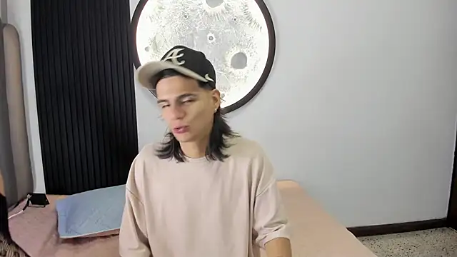 Martshall09 online show from October 2025 09:59:02 PM