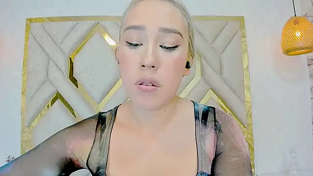 Lannajansen online show from January 2025 05:13:01 PM