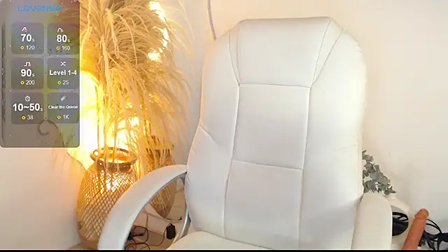 Sofi BBW online show from June 2026 12:55:02 PM