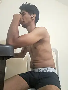Snapshot of King_Liam chatting on July 2026 10:25:01 AM King Liam online show from July 2026 10:25:01 AM