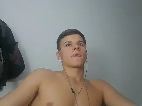 Snapshot of vitorsafado19 chatting on February 2025 04:50:01 AM vitorsafado19 online show from February 2025 04:50:01 AM