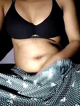 Snapshot of Red-Rose25 chatting on February 2025 02:06:01 AM Red-Rose25 online show from February 2025 02:06:01 AM