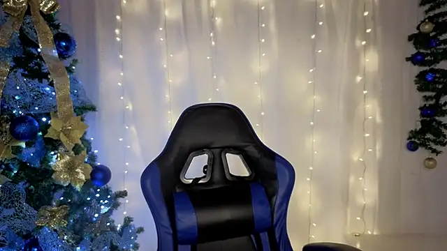 saorisworld online show from December 2025 01:01:02 AM