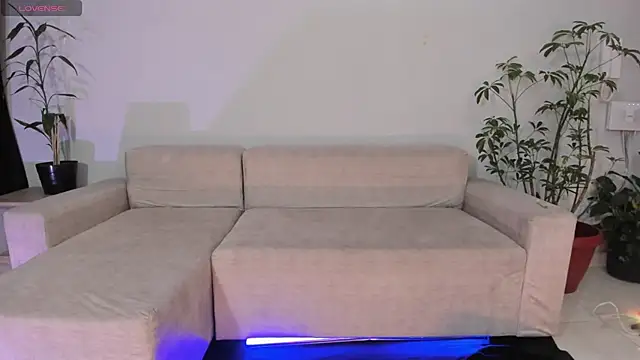 Hannah Jonhson online show from January 2026 03:20:01 AM