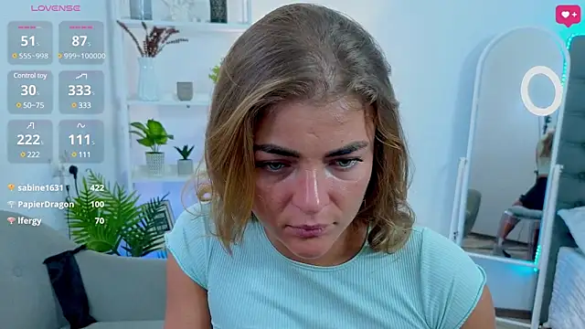 Donna Sun online show from February 2025 01:08:01 PM