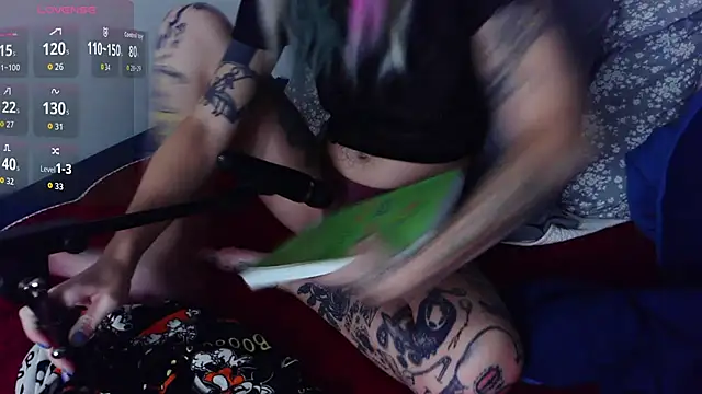 Snapshot of tvstatic chatting on November 2025 07:41:01 AM tvstatic online show from November 2025 07:41:01 AM