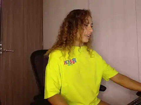 Zoedaniels online show from February 2025 07:21:01 AM