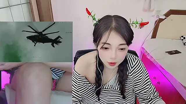 Snapshot of Song_99 chatting on February 2026 06:26:01 AM Song 99 online show from February 2026 06:26:01 AM