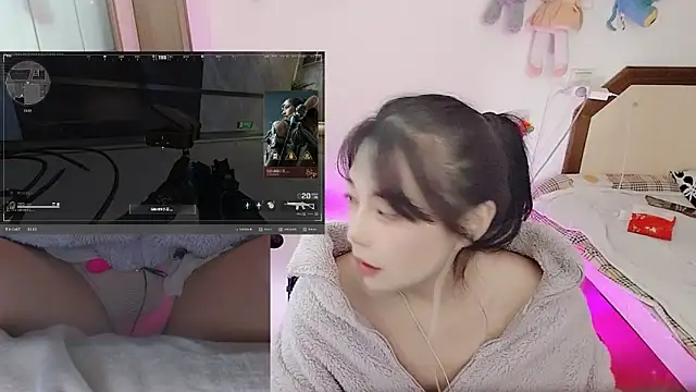 Snapshot of Song_99 chatting on March 2026 03:14:01 PM Song 99 online show from March 2026 03:14:01 PM