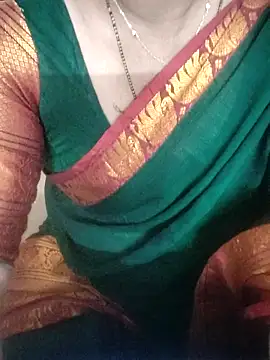 Snapshot of laxmitelugu78 chatting on November 2025 04:53:02 PM laxmitelugu78 online show from November 2025 04:53:02 PM