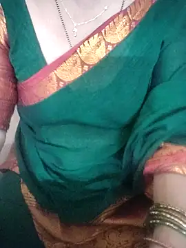 Snapshot of laxmitelugu78 chatting on November 2025 08:28:02 AM laxmitelugu78 online show from November 2025 08:28:02 AM