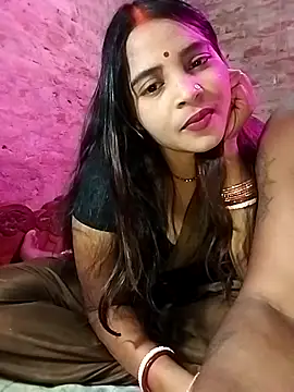 Snapshot of Simrandeshipp chatting on March 2025 05:17:02 PM Simrandeshipp online show from March 2025 05:17:02 PM