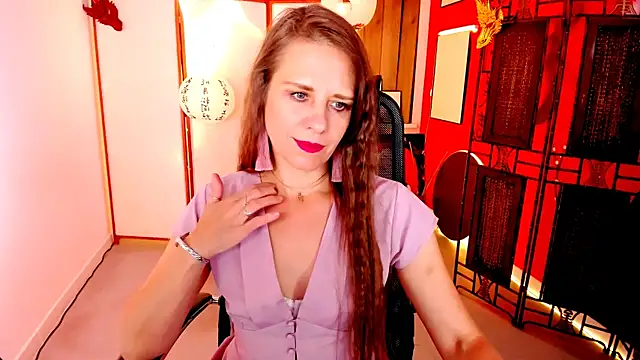 Snapshot of EmiliaBedy chatting on June 2026 09:14:02 AM EmiliaBedy online show from June 2026 09:14:02 AM