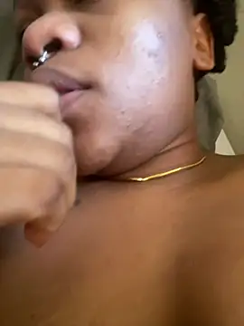 Boneca25 online show from February 2026 08:13:01 AM