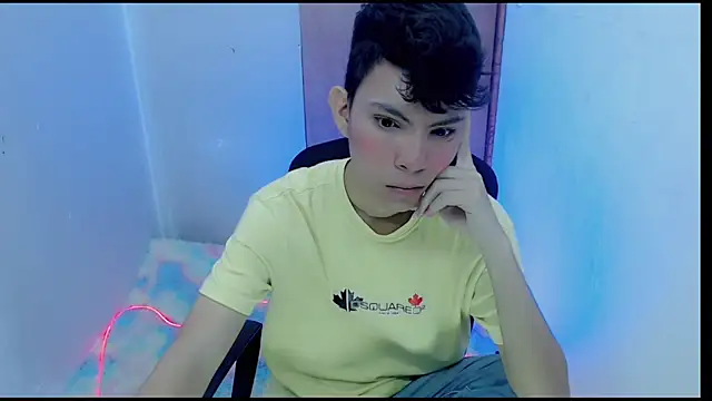 Alexxx lov online show from February 2025 12:35:02 PM