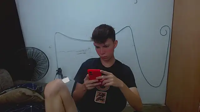 Alexxx lov online show from March 2026 12:32:01 PM