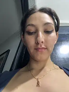 Snapshot of vicky__skinny_1 chatting on October 2025 12:28:02 AM vicky  skinny 1 online show from October 2025 12:28:02 AM