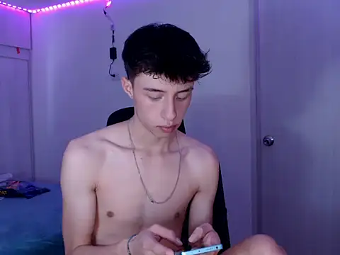 Juanmres online show from March 2026 04:56:02 PM