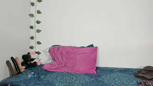 viankaa miller online show from March 2025 04:57:02 AM