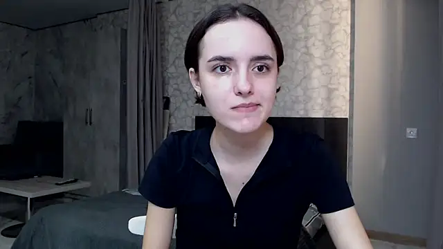 Snapshot of AmelieBanshee chatting on October 2025 11:29:01 AM AmelieBanshee online show from October 2025 11:29:01 AM