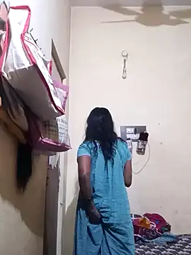 Snapshot of TeluguammayiMahi chatting on February 2025 02:54:02 PM TeluguammayiMahi online show from February 2025 02:54:02 PM