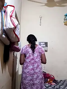 Snapshot of TeluguammayiMahi chatting on March 2025 09:29:02 AM TeluguammayiMahi online show from March 2025 09:29:02 AM