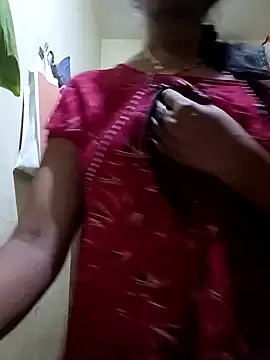 Snapshot of TeluguammayiMahi chatting on September 2025 12:32:01 AM TeluguammayiMahi online show from September 2025 12:32:01 AM