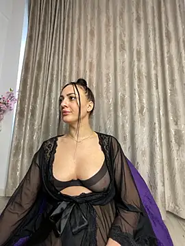 Snapshot of RaisaSalvi chatting on February 2026 09:23:01 AM RaisaSalvi online show from February 2026 09:23:01 AM