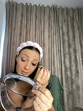 RaisaSalvi online show from March 2026 09:21:02 AM